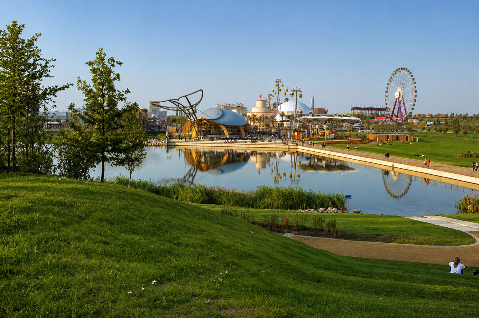 EXPO 2000 grounds in Hannover across the water